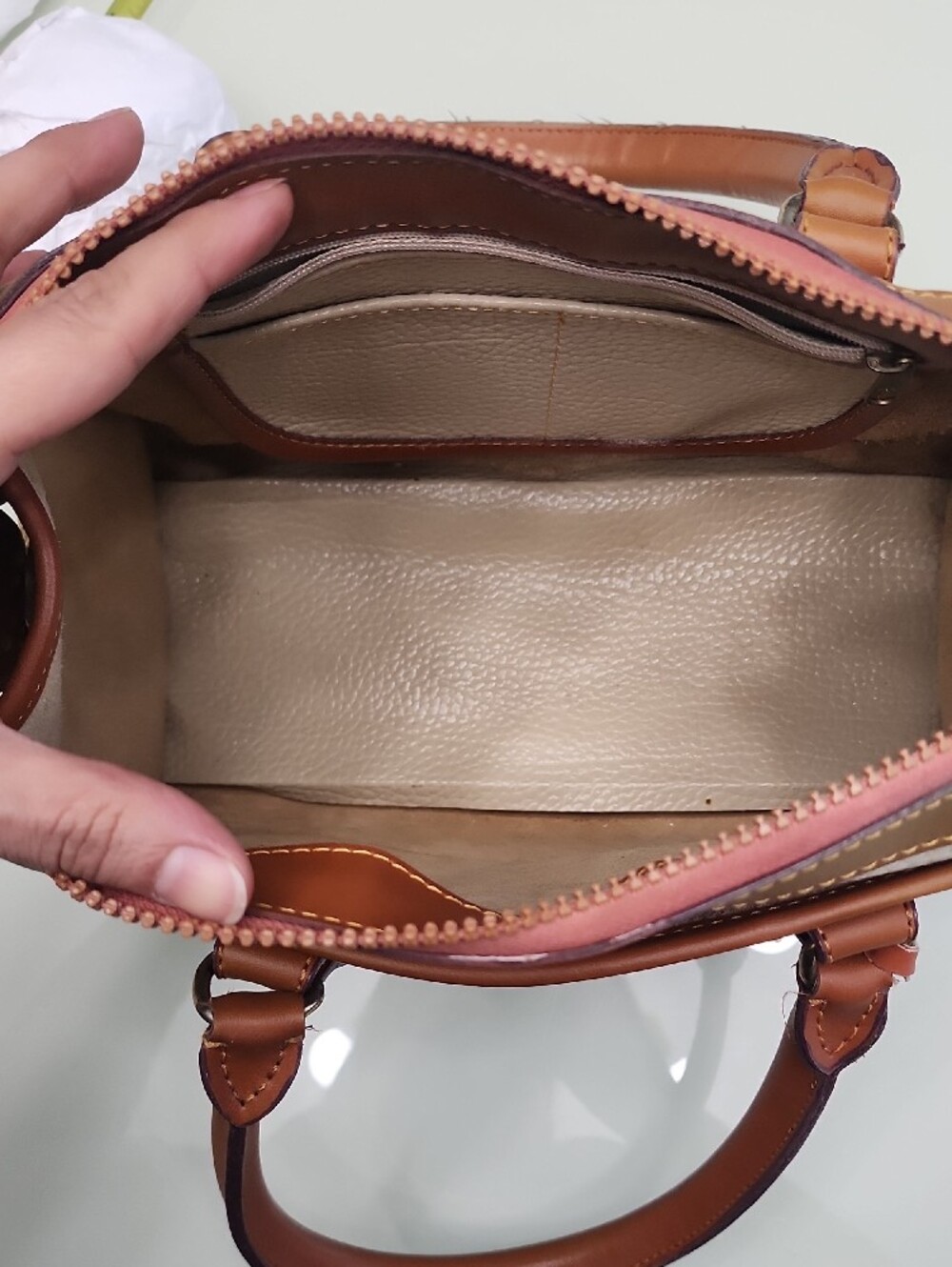 Dooney & Bourke Beige and Brown Pebbled Leather Satchel Mossing Shoulder Strip - Picture 7 of 15